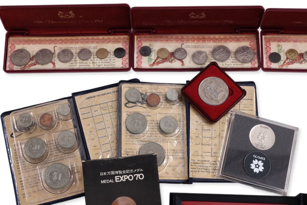 TAIWAN AND SINGAPORE PROOF AND UNCIRCULATED COIN SETS - Image 3 of 4