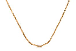 A HIGH KARAT GOLD NECKLACE