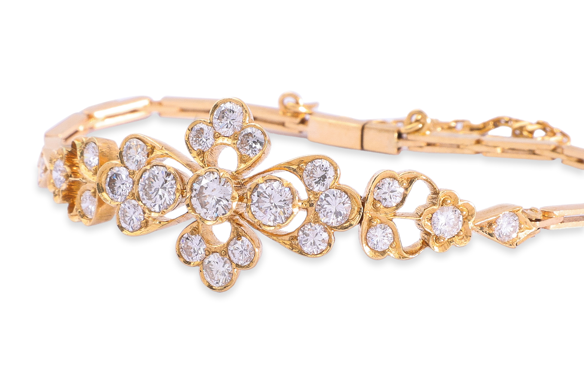 A PERANAKAN STYLE DIAMOND BRACELET - Image 3 of 3