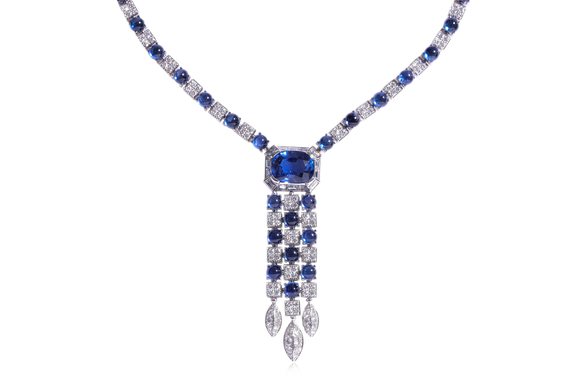 AN UNHEATED SRI LANKAN SAPPHIRE AND DIAMOND NECKLACE BY BULGARI