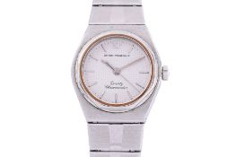 A GIRARD PERREGAUX LAUREATO LADY'S STAINLESS STEEL BRACELET WATCH