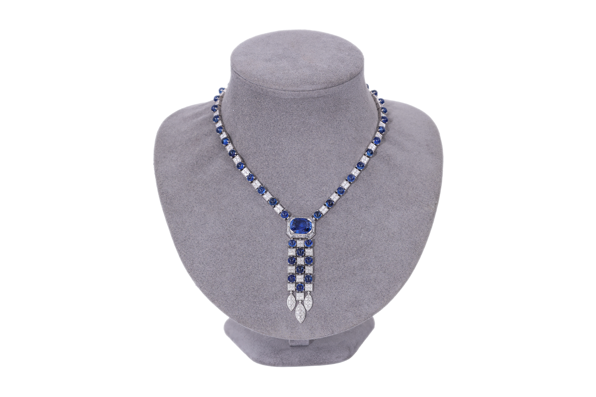 AN UNHEATED SRI LANKAN SAPPHIRE AND DIAMOND NECKLACE BY BULGARI - Image 9 of 13