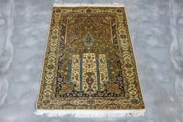 A PAK PERSIAN TREE OF LIFE WOOL RUG (156 x 96cm)