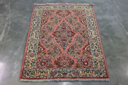 A PERSIAN FERAHAN WOOL RUG (156 x 110cm)