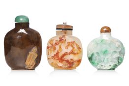 A GROUP OF THREE SNUFF BOTTLES