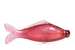 A PINK GLASS FISH-FORM SNUFF BOTTLE