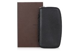 LOUIS VUITTON - A TAIGA TRAVEL ORGANISER