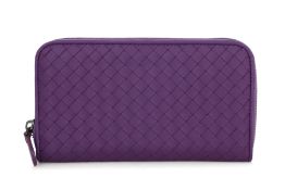 BOTTEGA VENETTA - A PURPLE INTRECCIATO LEATHER WALET