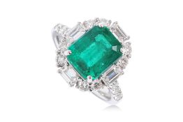 A 'MUZO GREEN' COLOMBIAN EMERALD RING BY LARRY JEWELRY
