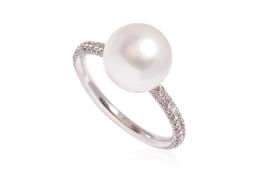 A SOUTH SEA CULTURED PEARL AND PINK DIAMOND RING BY AUTORE PEARLS