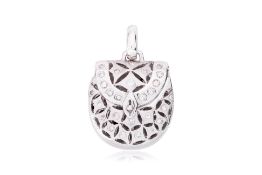 A DIAMOND 'PURSE' PENDANT