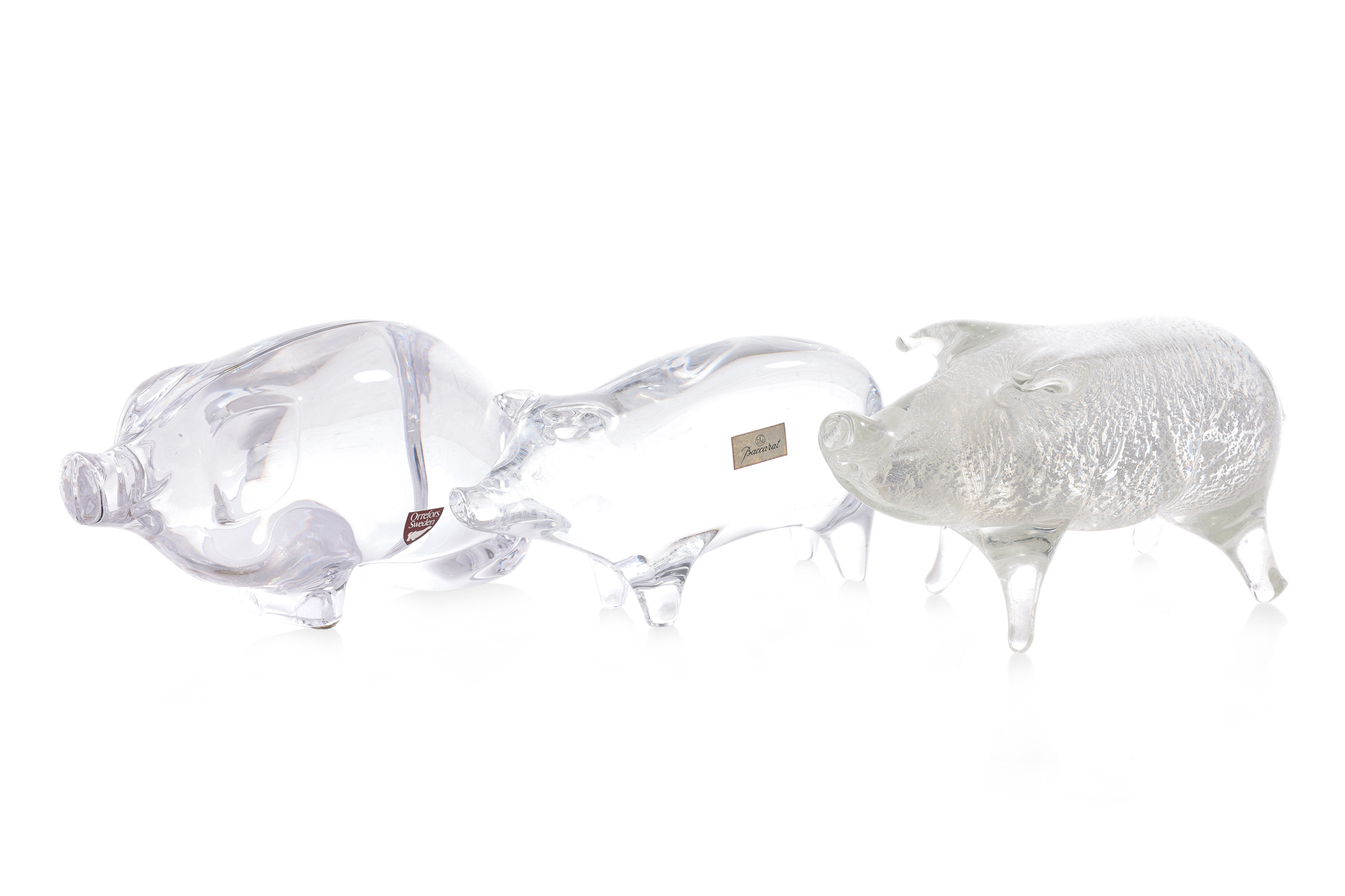 A GROUP OF SIX BACCARAT, ORREFORS AND OTHER GLASS MODELS OF PIGS - Image 2 of 3