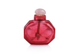 A SMALL FACETED RUBY GLASS SNUFF BOTTLE