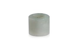 A JADE THUMB RING