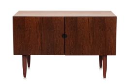A SVEN ELLEKÄR CABINET