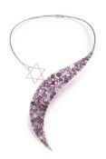 A VERY LARGE UNHEATED SAPPHIRE AND DIAMOND 'STAR OF DAVID' NECKLACE