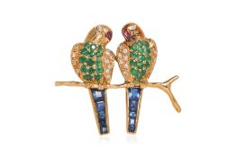 A MULTI-GEM 'LOVEBIRDS' BROOCH