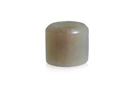 A JADE THUMB RING