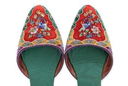 A PAIR OF KASUT MANEK BEADED VELVET SLIPPERS