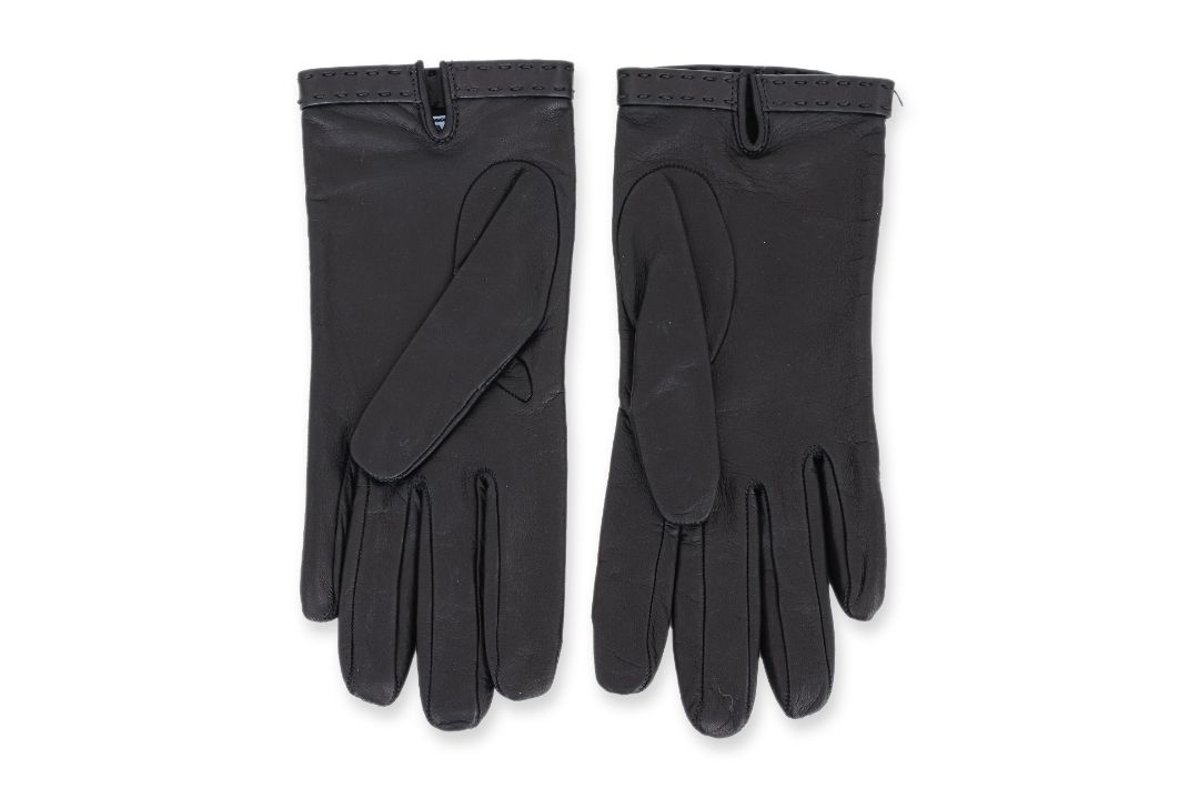 PRADA - A PAIR OF BLACK LEATHER GLOVES - Image 2 of 2