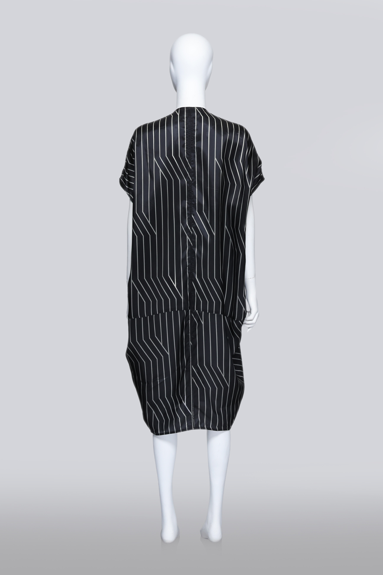 RICK OWENS - A BLACK AND PEARL STRIPED KAFTAN DRESS - Image 3 of 4