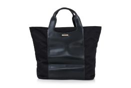 GUCCI - A LARGE LEATHER AND CANVAS TOTE