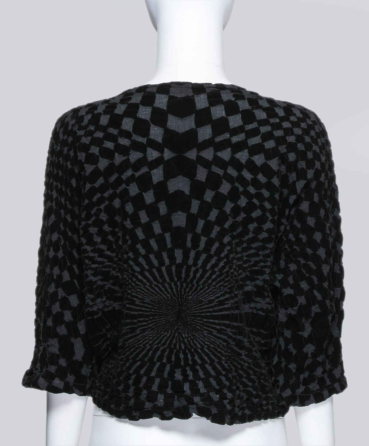 ISSEY MIYAKE ME - A BLACK CARDIGAN - Image 3 of 3