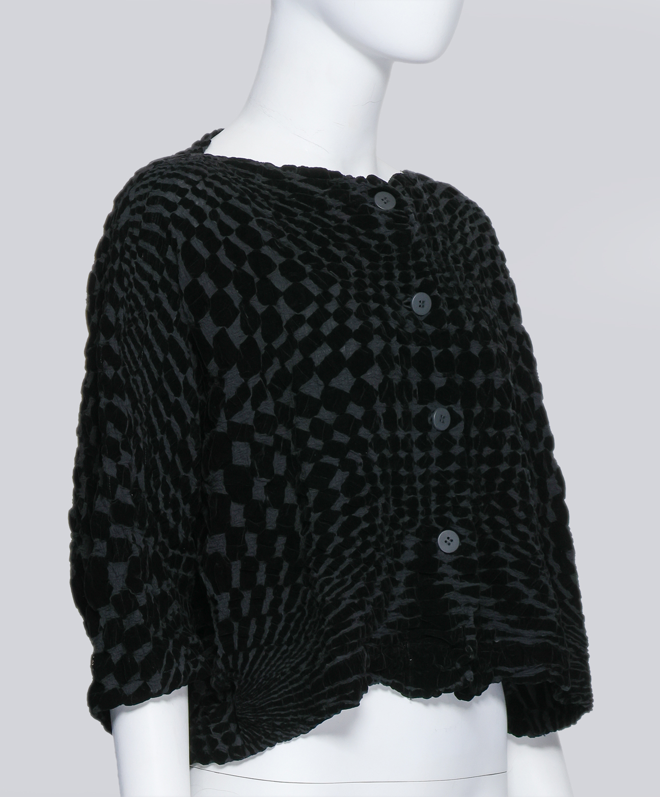 ISSEY MIYAKE ME - A BLACK CARDIGAN - Image 2 of 3