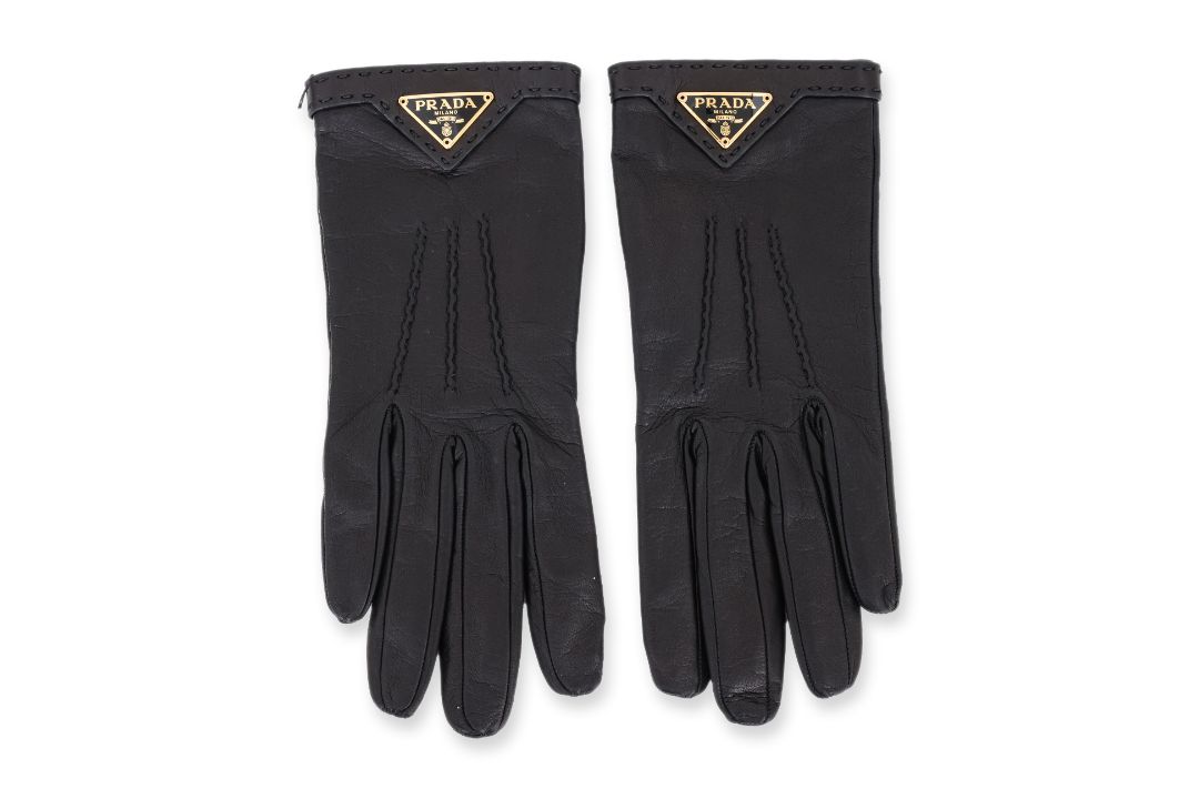PRADA - A PAIR OF BLACK LEATHER GLOVES - Image 1 of 2