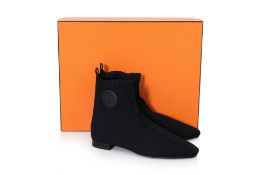 HERMÈS - A PAIR OF DUO ANKLE BOOTS