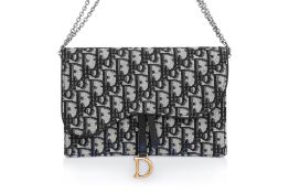 CHRISTIAN DIOR - A SADDLE POUCH WITH CHAIN