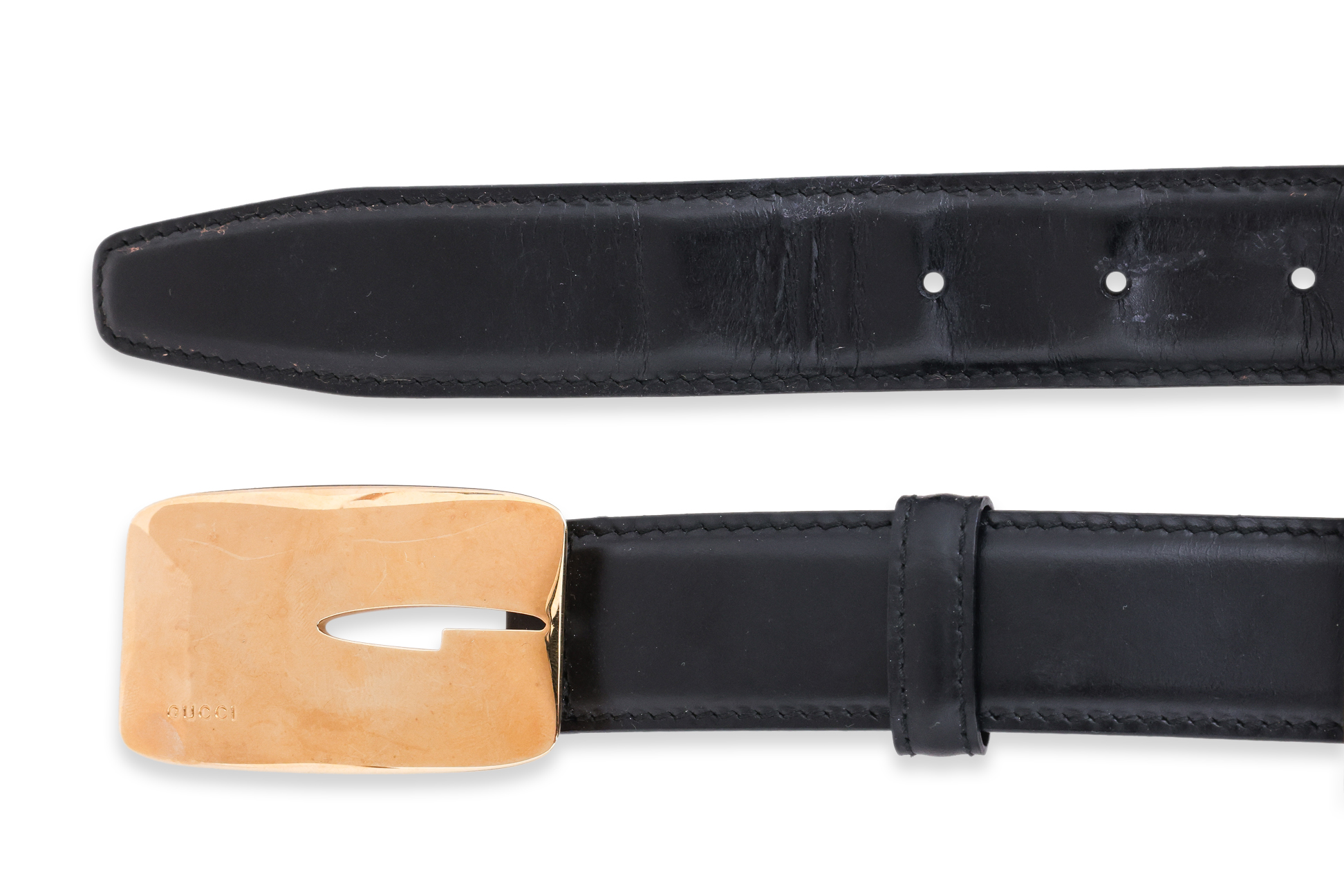 GUCCI - A GOLD TONE 'G' LOGO BELT - Image 2 of 2