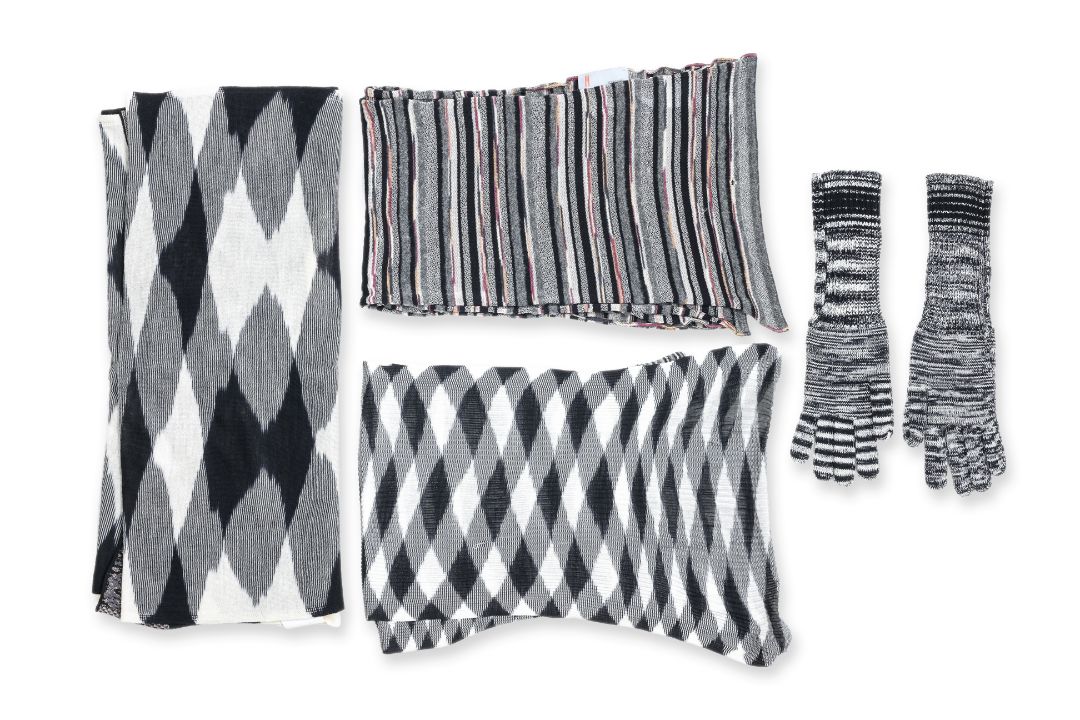 MISSONI - AN ASSORTMENT OF BLACK AND WHITE ACCESSORIES - Image 1 of 3