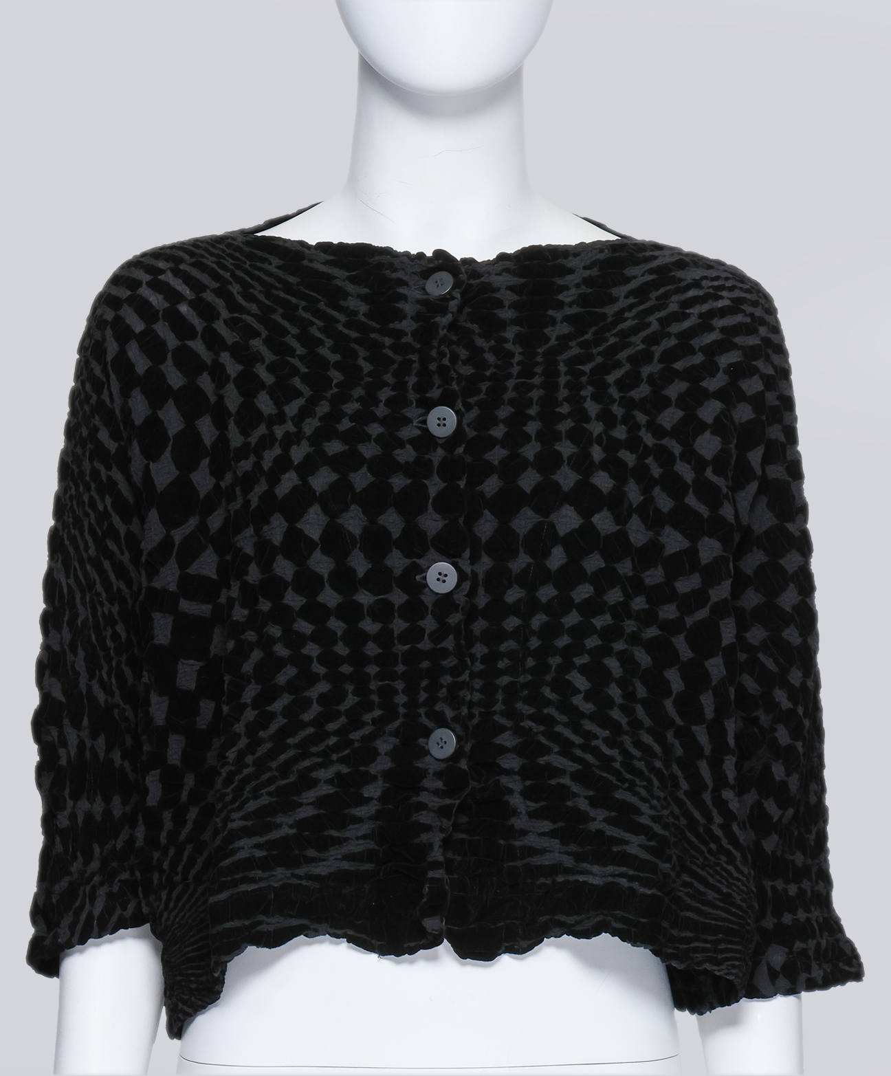 ISSEY MIYAKE ME - A BLACK CARDIGAN