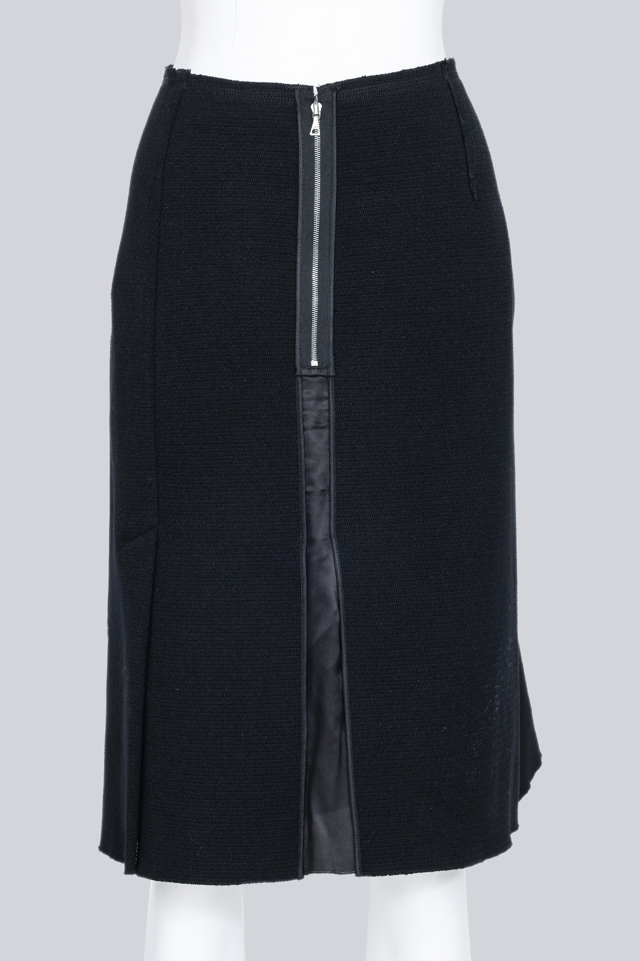 PRADA - A BLACK DARTED SKIRT WITH ZIPPER DETAIL