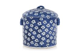 AN ALTFIELD BLUE AND WHITE PORCELAIN JAR AND COVER