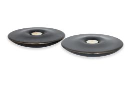 A PAIR OF CONTEMPORARY BRASS TEALIGHT HOLDERS