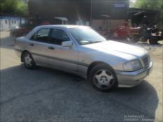 1999 MERCEDES C220 CDI CLASSIC 2151cc 5 Speed Manual Diesel 4 Door Saloon (Silver, 155k) V159FRA