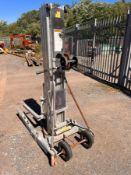 SUMNER 2015 MATERIAL LIFT C.W FORKS