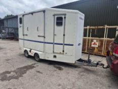 EQUI TREK HORSE TRAILER