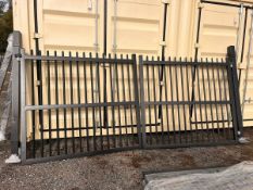 UNUSED DRIVEWAY GATES C.W POSTS & HINGES. POST =2