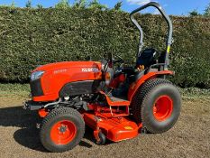 KUBOTA B2311 COMPACT TRACTOR C.W MID MOUNTED MOWER