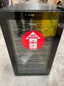 Swan 34 Bottle Glass Fronted Wine Cooler SR12040BN - Black (item has some damage).
