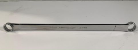 Snap-on Ring Spanner 22mm-24mm, Item Has Scratches on, Preowned. (XDHFM2224)