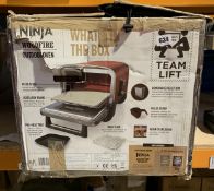 Ninja Woodfire Electric Outdoor Oven, Artisan Pizza Maker and BBQ Smoker OO101UK. Box Opened