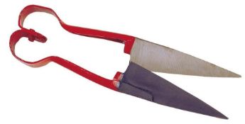 Six Kerbl Metal Hand Sheep Dagging Shears, Red Coated 31cm (some has chipped off). Sealed in case. (