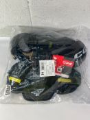 CCM Tacks AS 580 shoulder pads for hockey (juniors, medium).