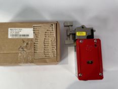 Fortress ITM-00163888 LB200 PRO Amgard Safety Switch.