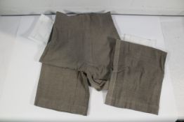 A pair of women's Cortana Virgin Wool Pants - Grey (36, Style: Possibly Felicita).