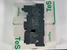 A box of nine Scheider Electric Reverser Power Bases (MN: LU2B12BL) As new